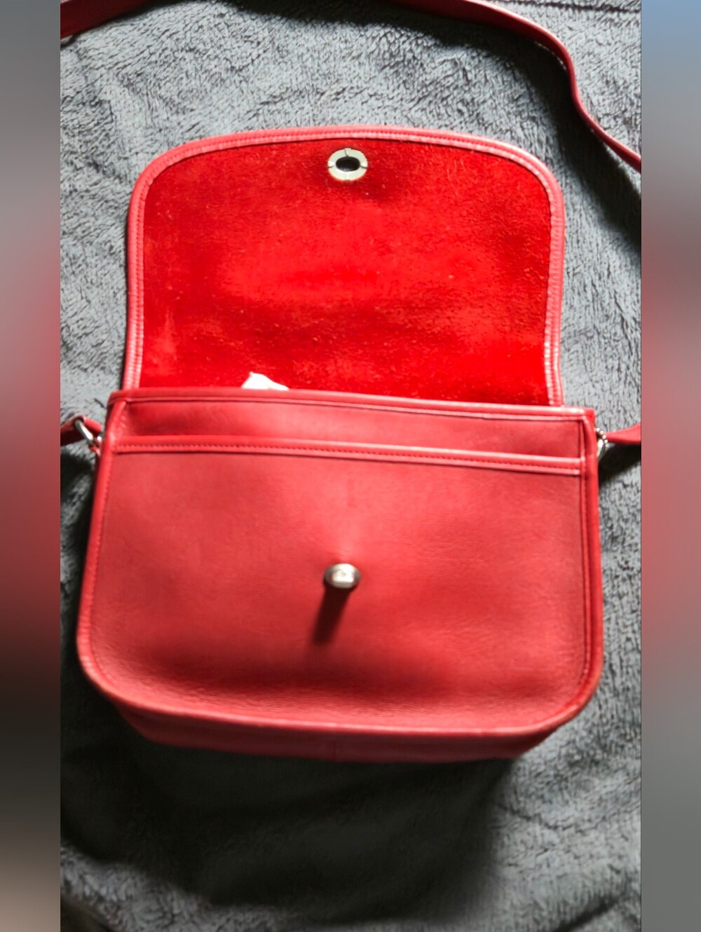 Vintage Coach 9790 City Bag Reissue 2005 Chili Red Like New Crossbody Brass - Picture 8 of 9